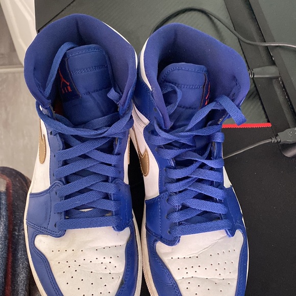 Air Jordan 1 Retro High 'Gold Medal' Mens Sneakers - Size 8.5 💙💛🤍 - Picture 5 of 5